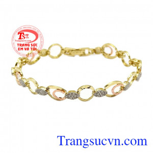 Lắc tay nữ vàng thanh lịch được chế tác theo công nghệ Hàn Quốc từ vàng 18k chất lượng,Lắc tay nữ vàng thanh lịch