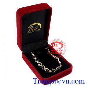 Thích hợp làm quà tặng cho người thân và bạn bè,Lắc tay nữ vàng thanh lịch