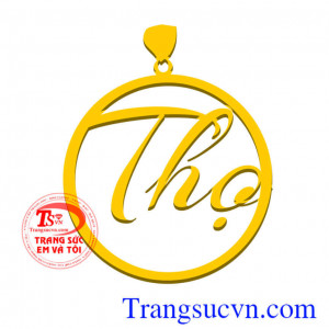 Mặt chữ thọ được làm từ vàng 18k đảm bảo chất lượng