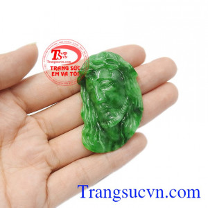 Mặt ngọc cẩm thạch thiên nhiên phù hợp với cả nam và nữ, thích hợp làm quà tặng cho người thân và bạn bè. Mặt Chúa ngọc cẩm thạch đẹp.