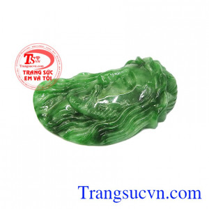 Sản phẩm có thể bọc vàng hoặc bạc để đảm bảo tính bền đẹp. Mặt Chúa ngọc cẩm thạch đẹp.