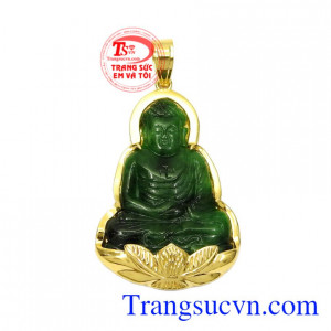 Mặt phật A Di Đà Jadeite bọc vàng được chế tác từ đá Jadeite thiên nhiên đẹp. 
