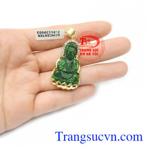 Mặt phật bà cẩm thạch an lành phù hợp nhiều lứa tuổi và phong cách thời trang đa dạng