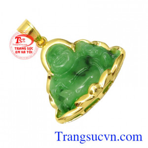 Mặt phật vàng Di Lăc Jadeite phù hợp cho những người mang mệnh Hỏa và Mộc.