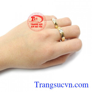 Nhẫn cưới hạnh phúc an yên uy tín, bền đẹp, bảo hành 12 tháng, thanh toán an toàn.