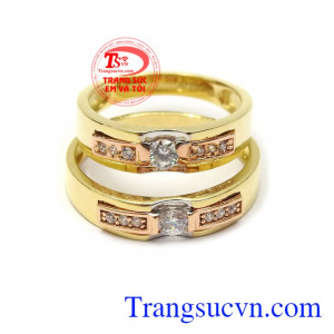 Nhẫn cưới tình yêu viên mãn giao hàng nhanh toàn quốc, khắc chữ miễn phí, bảo hành 12 tháng.