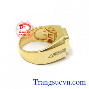 Nhẫn nam thạch anh vàng thịnh vượng đeo phù hợp phong cách và thời trang phái mạnh