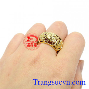 Nhẫn ngọc bọc rồng vàng công danh chất lượng.