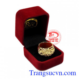 Nhẫn ngọc mã não bọc rồng thăng tiến