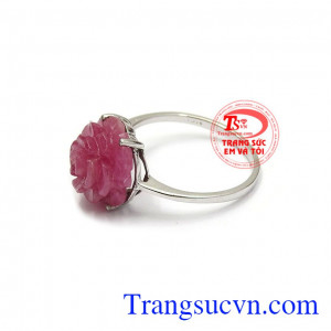 Nhẫn nữ ruby bông hoa chất lượng uy tín, giao hàng nhanh trên toàn quốc