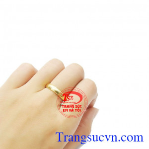Nhẫn nữ tròn đẹp