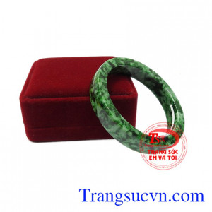 Sản phẩm có giấy kiểm định đá quý. Vòng cẩm thạch thiên nhiên cao cấp.