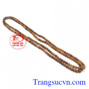 Loại đá này phù hợp cho những người sinh vào tháng 10. Chuỗi cổ Opal thiên nhiên