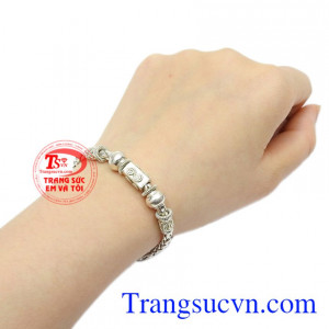 Lắc tay bạc cho bé trai