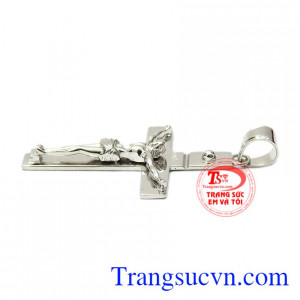 Mặt dây nữ thánh giá vàng trắng là món quà ý nghĩa, đặc biệt dành cho người thân, bạn bè.