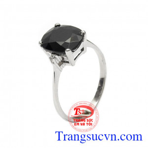 Nhẫn nữ bạc Sapphire độc đáo được chế tác vô cùng tinh tế và chất lượng,Nhẫn nữ bạc Sapphire độc đáo