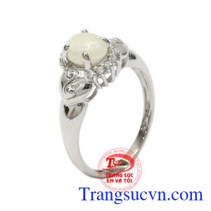 Nhẫn nữ bạc Sapphire trắng chế tác tinh xảo, màu sắc chuẩn, sắc nét,Nhẫn nữ bạc Sapphire trắng