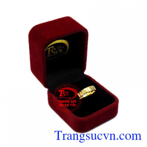 Nhẫn nữ vàng cá tính 