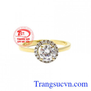 Nhẫn nữ vàng màu tinh tế được chế tác từ vàng 18k và đá cz lấp lánh.