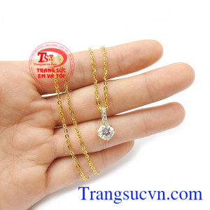 Bộ dây chuyền vàng cho nữ là lựa chọn tuyệt vời cho người yêu thương vào những dịp ý nghĩa