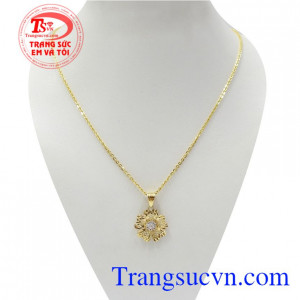 Bộ dây chuyền nữ sành điệu vàng 10k với sự kết hợp sáng tạo tôn lên sự duyên dáng, thời trang và sành điệu cho người đeo
