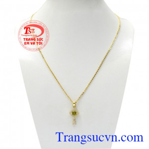 Bộ dây chuyền Peridot điệu đà là bộ sản phẩm chế tác bằng vàng màu và đá Peridot thiên nhiên,Bộ dây chuyền Peridot điệu đà