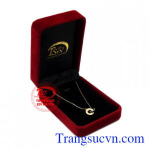 Bộ dây chuyền vàng định mệnh