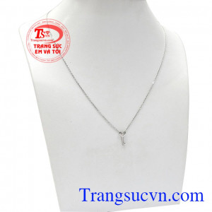 Hình tượng chiếc chìa khóa được xem là chìa khóa mở ra một cánh cửa mới, một sự khởi đầu với lời chúc tốt đẹp và thành công trong công việc,Bộ dây vàng trắng chìa khóa