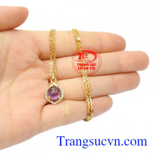 Bộ mặt thạch anh tím tinh tế thiên nhiên chất lượng.