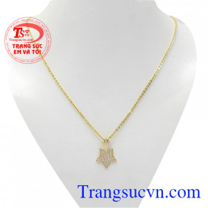 Bộ nữ trang ngôi sao niềm tin