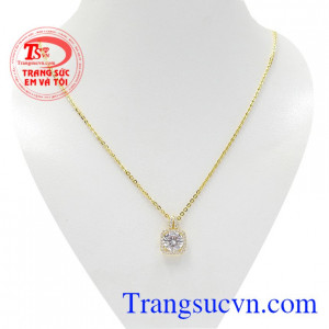 Bộ nữ trang quý phái sang trọng