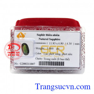 Từ xa xưa, đã từng có nhiều ý kiến cho rằng đá Sapphire là đá quý cho số mệnh và đem theo ánh sáng soi đường chỉ lối giúp người đeo gặp may mắn và tránh được nhiều điềm xấu,Đá Sapphire ép vỉ sang trọng