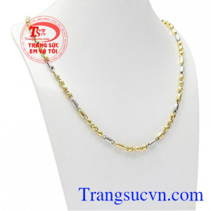 Dây chuyền nam phá cách được nhập khẩu trực tiếp từ Italy. 