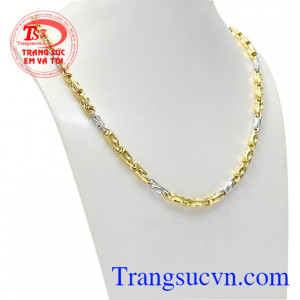 Dây chuyền vàng nam thời trang là sự kết hợp của vàng màu và vàng trắng. 