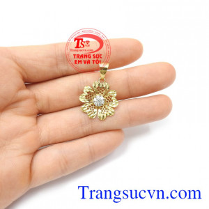 Với thiết kế sáng tạo và độc đáo tạo nên phong cách riêng cho người đeo, phù hợp làm quà tặng cho người thân và bạn bè những dịp ý nghĩa