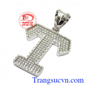 Cùng với đó là kết đá Cz toàn bộ bên trong làm sản phẩm trở nên nổi bật, lấp lánh,Mặt dây vàng trắng nam chữ T
