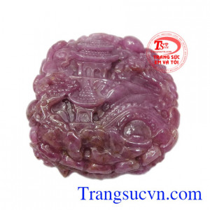 Mặt Phật Di Lặc hoan hỉ, phúc lộc đầy nhà mang lại nhiều may mắn về tài lộc cho người sở hữu.