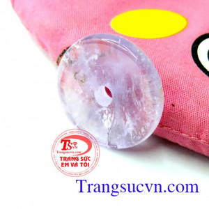 Phù hợp với mọi lứa tuổi, hợp thời trang, thích hợp làm mặt dây.