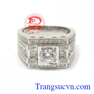 Với thiết kế mới lạ, chiếc nhẫn nam vàng trắng là sản phẩm tạo nên xu thế lựa chọn trang sức cho phái mạnh hiện nay Nhẫn nam vàng trắng an khang