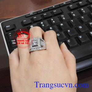 Nhẫn nam vàng trắng thời trang, sang trọng và đẳng cấp Nhẫn nam vàng trắng thịnh vượng