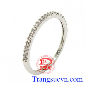 Nhẫn nữ đính đá duyên dáng vàng trắng 10k nhập khẩu Korea kiểu dáng hiện đại, độc đáo