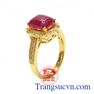 Nhẫn nữ vàng Ruby sang trọng là sản phẩm nhẫn nữ đẹp, được chế tác tỉ mỉ, sang trọng,Nhẫn nữ vàng Ruby sang trọng