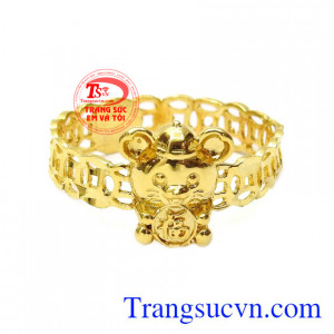 Nhẫn vàng kim tiền tuổi Tý thu hút tài lộc, mang lại nhiều tiền tài cho người đeo.