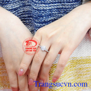 Nhẫn vàng trắng tình yêu nhiệm màu nhập khẩu Korea vàng 10k xinh xắn.