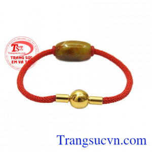 Vòng tay lu thống cẩm thạch đẹp được kết hợp từ ngọc cẩm thạch thiên nhiên và dây đeo bền đẹp. 