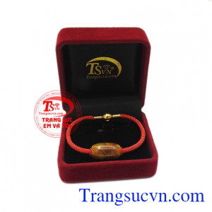 Với chế tác hình lu thống sẽ giúp các chị em tăng tuần hoàn máu, cải thiện các nếp nhăn. Vòng tay lu thống cẩm thạch đẹp