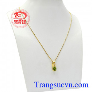 Đá Peridot hợp mệnh mang đến sự bình an, may mắn và tài lộc cho chủ nhân,Bộ dây Peridot thanh lịch