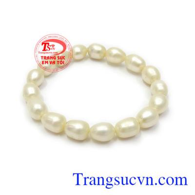 Chuỗi tay ngọc trai tinh tế màu sắc đẹp, mới lạ, mang lại cho người đeo sự nhẹ nhàng, tinh tế và thời trang