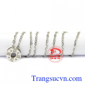 Thương hiệu trang sức Em và Tôi đảm bảo chất lượng vàng, bảo hành uy tín. Dây chuyền liền mặt nhỏ xinh