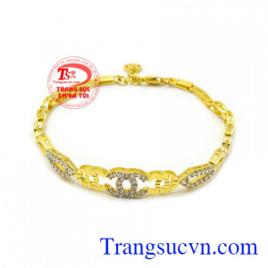 Lắc tay nữ vàng cá tính vàng 10k chế tác tinh xảo, sắc nét, đính đá CZ độc đáo